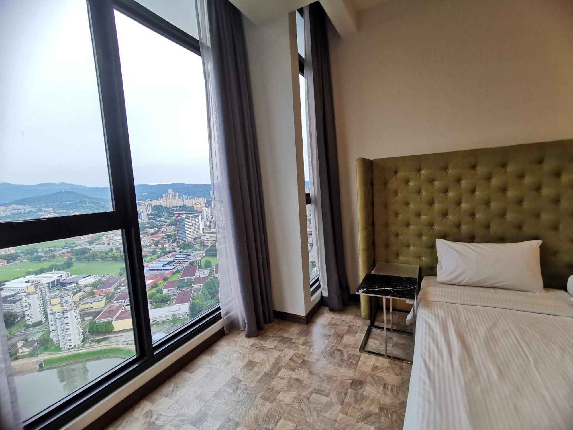 Expressionz Professional Suites By Aurora Summer Suites Kuala Lumpur Rom bilde